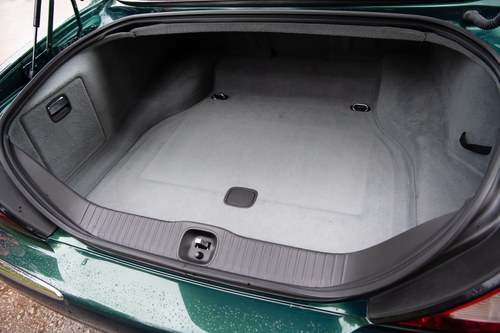 2003 Jaguar XJR X350 For Sale (picture 83 of 208)