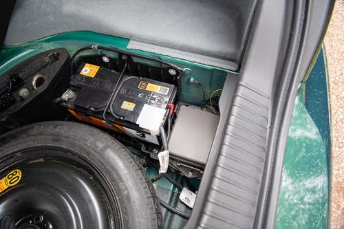 2003 Jaguar XJR X350 For Sale (picture 85 of 208)