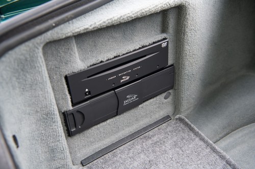 2003 Jaguar XJR X350 For Sale (picture 87 of 208)