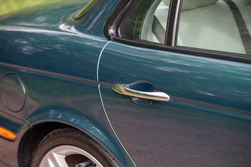 2003 Jaguar XJR X350 For Sale (picture 105 of 208)