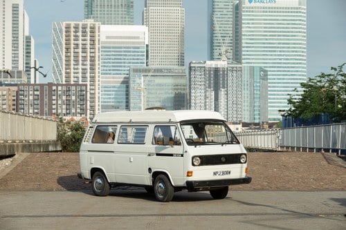1981 Volkswagen T25 Devon Campervan For Sale (picture 2 of 195)