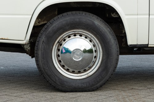 1981 Volkswagen T25 Devon Campervan For Sale (picture 17 of 195)