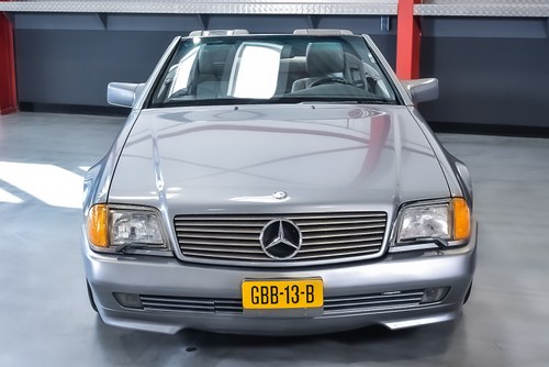 1990 Mercedes-Benz (R129) 300SL Convertible 3,0L I6 zum Verkauf (Bild 11 von 30)