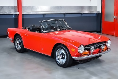1972 Triumph TR6 Convertible 2,5L I6 à vendre (picture 1 of 77)