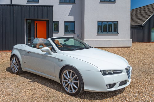 2008 Alfa Romeo 939 Spider 2.2JTS Limited Edition till salu (bild 2 av 154)