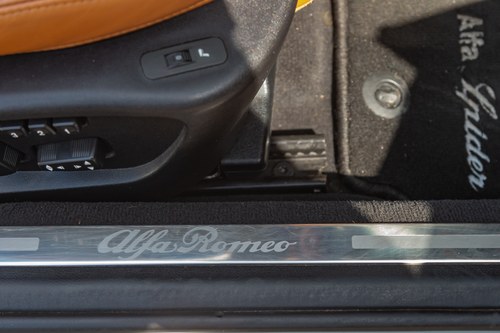 2008 Alfa Romeo 939 Spider 2.2JTS Limited Edition till salu (bild 44 av 154)