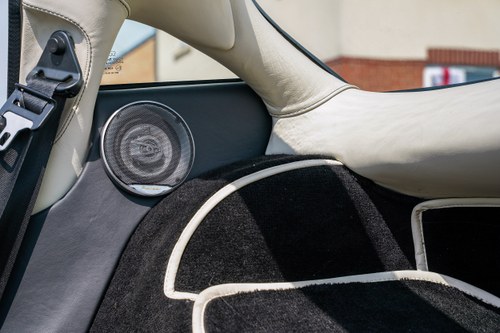 2001 TVR Tuscan S (Factory Press Car) For Sale (picture 90 of 248)