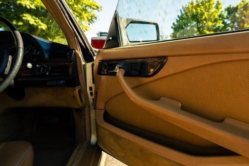 1984 Mercedes-Benz W126 500SEC For Sale (picture 20 of 61)