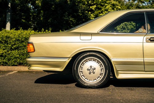 1984 Mercedes-Benz W126 500SEC For Sale (picture 40 of 61)