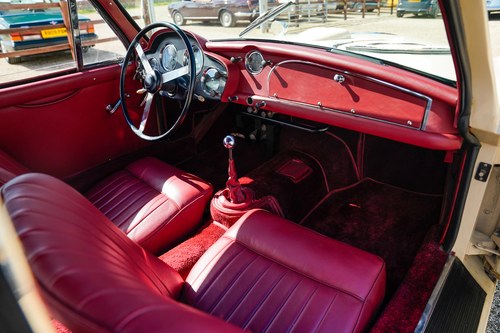 1958 Aston Martin DB2/4 MkIII zum Verkauf (Bild 24 von 143)