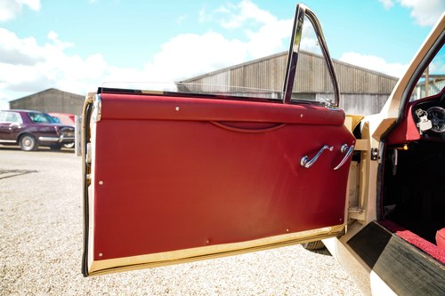 1958 Aston Martin DB2/4 MkIII zum Verkauf (Bild 40 von 143)