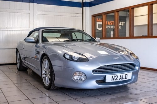 2002 Aston Martin DB7 Vantage Volante à venda (imagem 4 de 153)