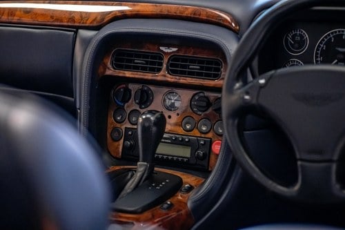 2002 Aston Martin DB7 Vantage Volante à venda (imagem 56 de 153)