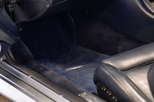 2002 Aston Martin DB7 Vantage Volante à venda (imagem 60 de 153)