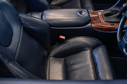 2002 Aston Martin DB7 Vantage Volante à venda (imagem 78 de 153)