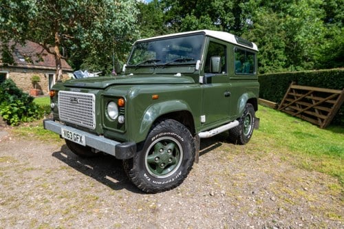 1999 Land Rover Defender 90 County TD5 Heritage Edition zum Verkauf (Bild 5 von 183)
