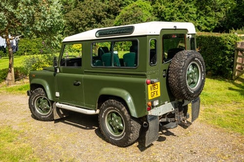 1999 Land Rover Defender 90 County TD5 Heritage Edition zum Verkauf (Bild 8 von 183)