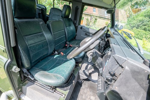 1999 Land Rover Defender 90 County TD5 Heritage Edition zum Verkauf (Bild 18 von 183)