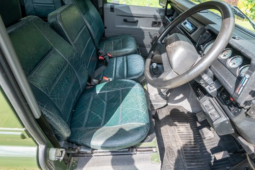 1999 Land Rover Defender 90 County TD5 Heritage Edition zum Verkauf (Bild 20 von 183)