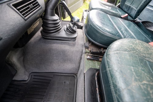 1999 Land Rover Defender 90 County TD5 Heritage Edition zum Verkauf (Bild 34 von 183)