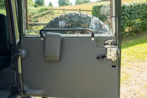 1999 Land Rover Defender 90 County TD5 Heritage Edition zum Verkauf (Bild 53 von 183)