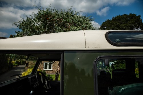 1999 Land Rover Defender 90 County TD5 Heritage Edition zum Verkauf (Bild 89 von 183)