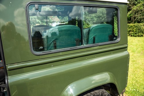 1999 Land Rover Defender 90 County TD5 Heritage Edition zum Verkauf (Bild 91 von 183)