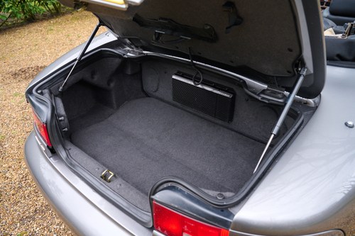 2003 Aston Martin DB7 V12 Vantage Volante Te koop (foto 79 van 141)