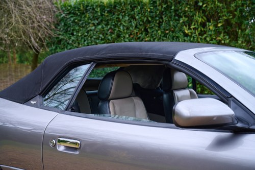 2003 Aston Martin DB7 V12 Vantage Volante Te koop (foto 101 van 141)