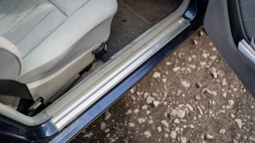 1996 Mercedes-Benz E280 Auto Estate (W124) In vendita (immagine 26 di 124)