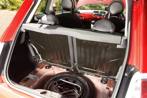 2008 Fiat 500 Ferrari Edition Te koop (foto 95 van 167)