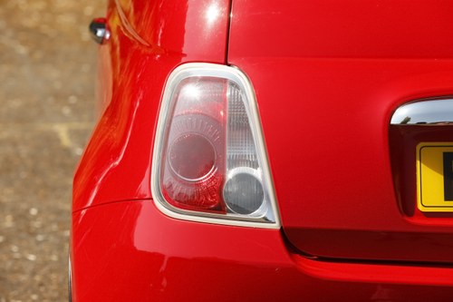 2008 Fiat 500 Ferrari Edition Te koop (foto 112 van 167)