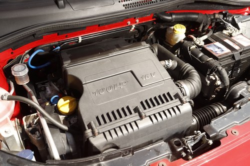 2008 Fiat 500 Ferrari Edition Te koop (foto 129 van 167)