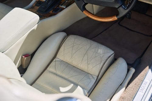 1996 Jaguar XJS 4.0 Convertible In vendita (immagine 97 di 189)