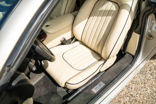 1997 Aston Martin DB7 3.2L Supercharged Volante à vendre (picture 37 of 112)