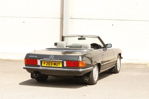 1988 Mercedes-Benz 300 SL R107 zum Verkauf (Bild 16 von 208)