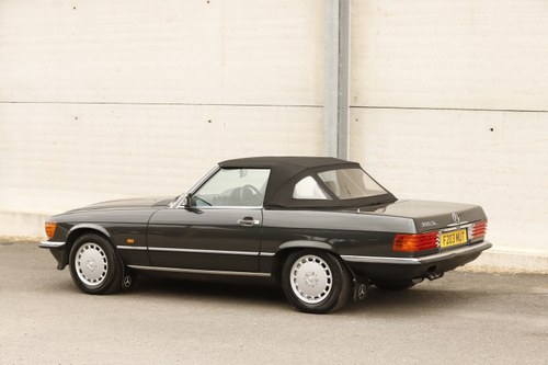 1988 Mercedes-Benz 300 SL R107 zum Verkauf (Bild 28 von 208)