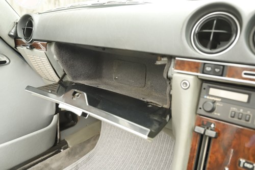 1988 Mercedes-Benz 300 SL R107 zum Verkauf (Bild 66 von 208)