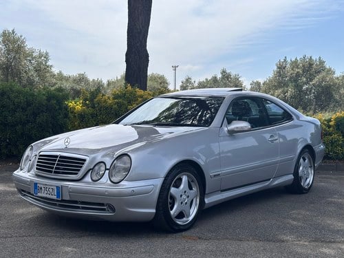 2000 Mercedes-Benz C208 CLK55 AMG à vendre (picture 2 of 85)