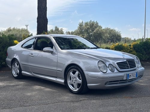 2000 Mercedes-Benz C208 CLK55 AMG à vendre (picture 1 of 85)