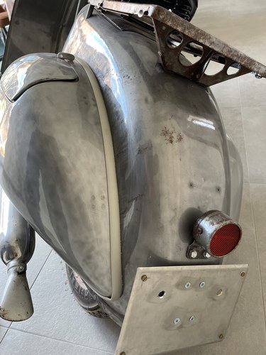 1950 Vespa V14T "Rod Model" In vendita (immagine 32 di 56)