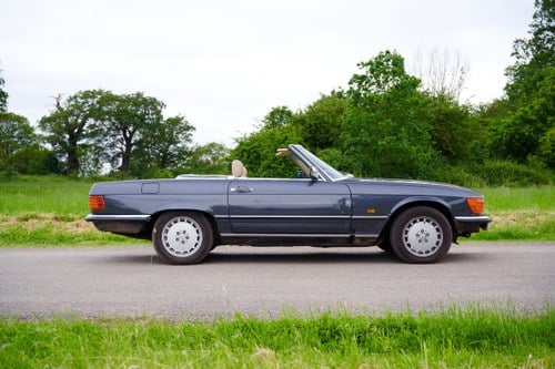 1988 Mercedes-Benz R107 500SL zum Verkauf (Bild 7 von 152)