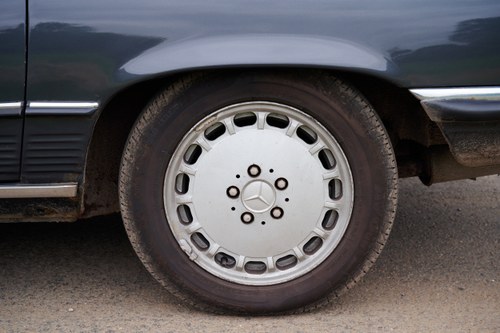 1988 Mercedes-Benz R107 500SL zum Verkauf (Bild 25 von 152)