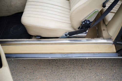 1988 Mercedes-Benz R107 500SL zum Verkauf (Bild 33 von 152)