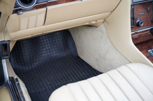 1988 Mercedes-Benz R107 500SL zum Verkauf (Bild 35 von 152)