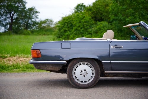 1988 Mercedes-Benz R107 500SL zum Verkauf (Bild 84 von 152)