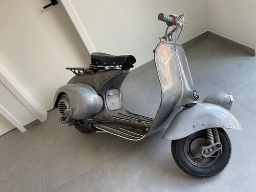 1950 Vespa V14T "Rod Model" In vendita (immagine 2 di 56)