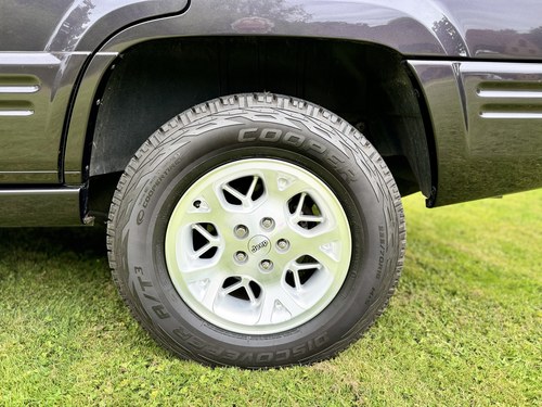 1997 Jeep Grand Cherokee Limited 4.0 For Sale (picture 15 of 140)