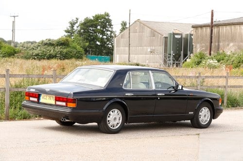 1997 Bentley Brooklands LPT Te koop (foto 4 van 236)