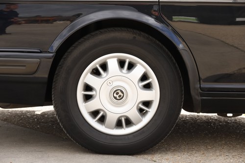 1997 Bentley Brooklands LPT Te koop (foto 43 van 236)